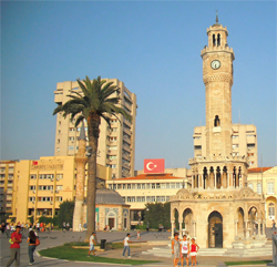 Rönesans’tan İzmir’e Otel Yatırımı