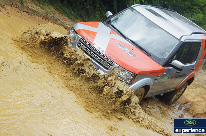 Land Rover Experience ile adrenalin dolu anlar