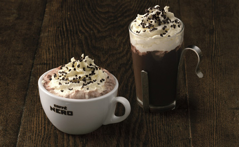 Caffè Nero’dan yeni sıcak çikolata deneyimi Hot Chocolate Milano