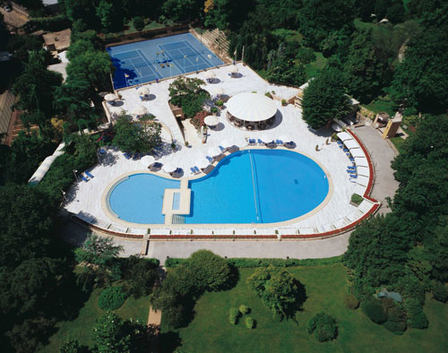 Hilton İstanbul ve Conrad İstanbul’da Havuz Sezonu Açıldı