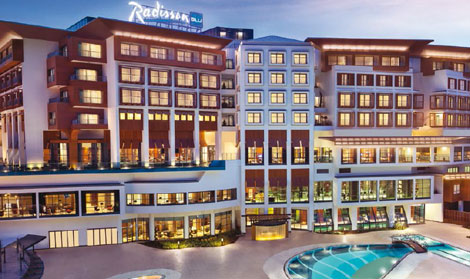 Şehir içindeki tatilin yeni adresi, Radisson Blu Hotel & Spa Istanbul Tuzla açıldı