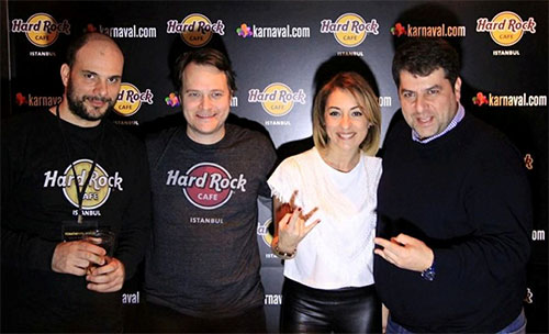 Hard Rock Cafe Istanbul, Karnaval İle Bir Arada
