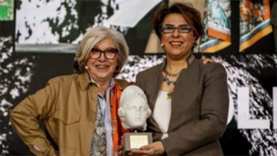 Şef Ebru Baybara Demir’e girişimcilik ödülü