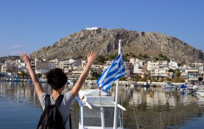 Yunanistan Türk turistlere özel vize istasyonu açtı